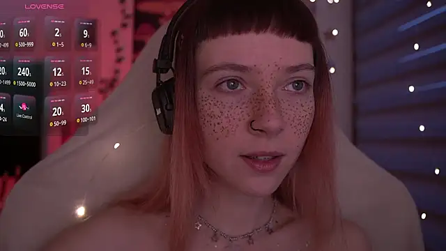 juliapie online show from January 2025 06:33:01 AM