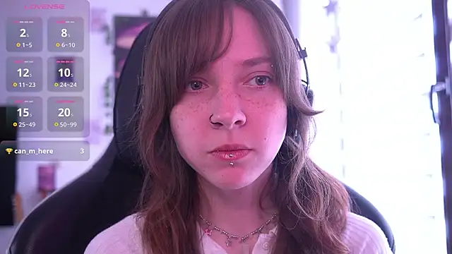 Snapshot of juliapie chatting on April 2026 09:01:02 AM juliapie online show from April 2026 09:01:02 AM