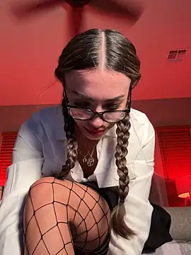 TinyMimi online show from October 2025 01:00:02 AM