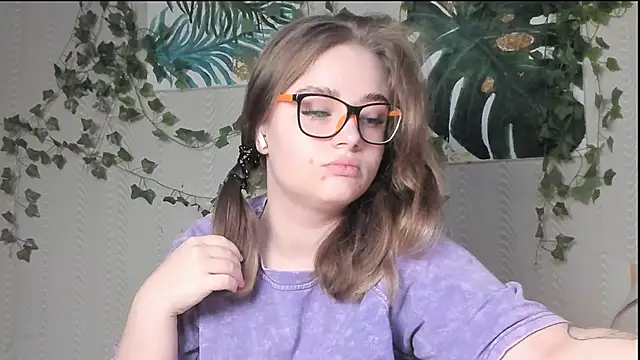 Seductive She Wolf online show from November 2025 03:20:02 AM