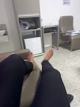 brendasouzzaka online show from February 2026 01:10:01 PM