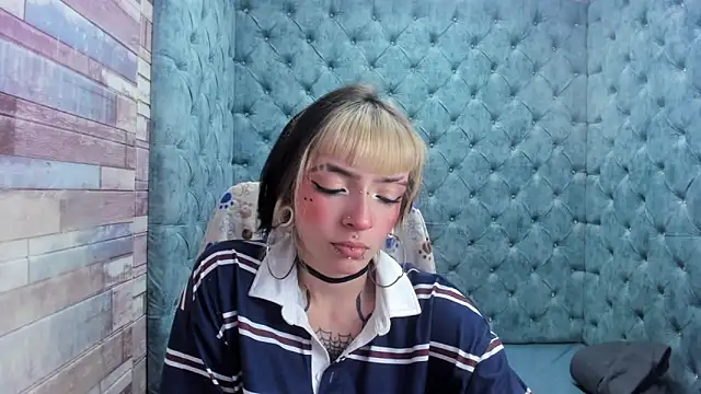 Samantha Smiith online show from November 2025 04:13:02 AM