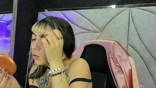 Snapshot of Samantha_Smiith chatting on February 2026 04:19:02 AM Samantha Smiith online show from February 2026 04:19:02 AM