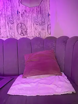 AbyThompson online show from March 2026 04:45:01 PM