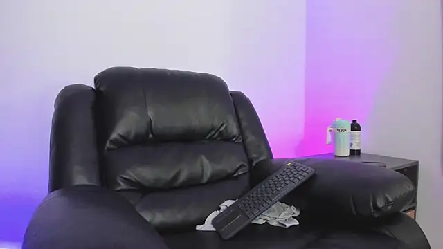 JamesGraay online show from January 2025 10:17:01 AM