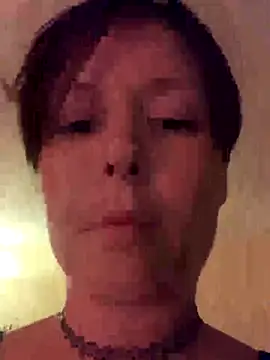 KatieBARBiE98 online show from November 2025 12:13:01 AM