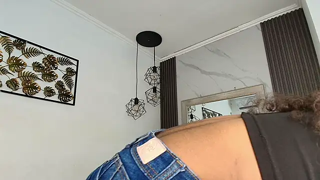 ashley lemus online show from February 2025 12:28:01 PM