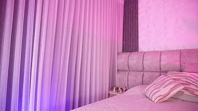 Snapshot of Godess_Scarlett77 chatting on April 2026 03:08:02 AM Godess Scarlett77 online show from April 2026 03:08:02 AM
