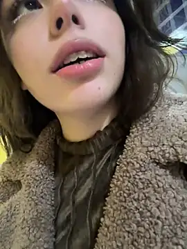 pantyless online show from January 2025 01:41:02 AM