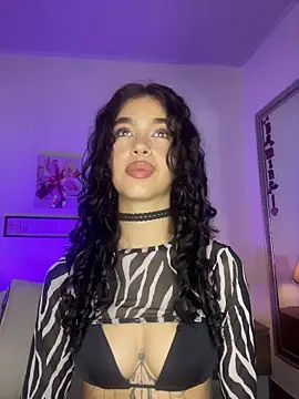 MarianaSnake online show from November 2025 10:53:02 PM