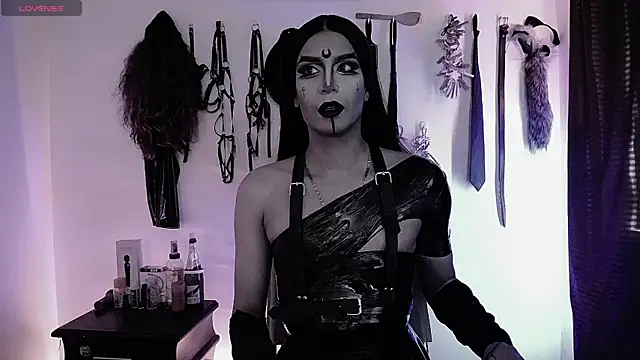 akinoro  online show from October 2025 08:10:01 PM