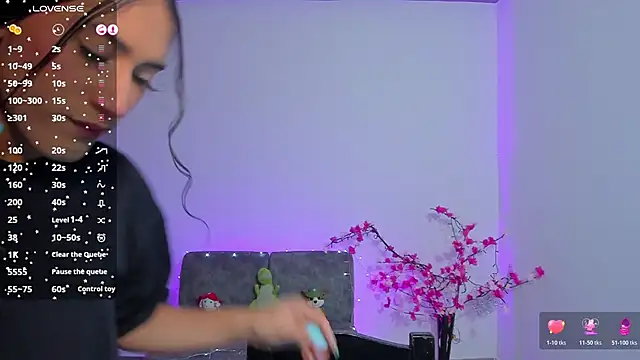 Snapshot of CamilaHarperr_ chatting on February 2026 01:57:02 AM CamilaHarperr online show from February 2026 01:57:02 AM