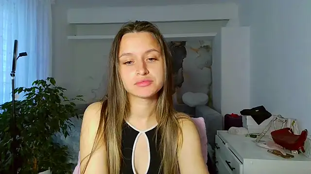 Submissive love online show from June 2026 06:13:02 PM