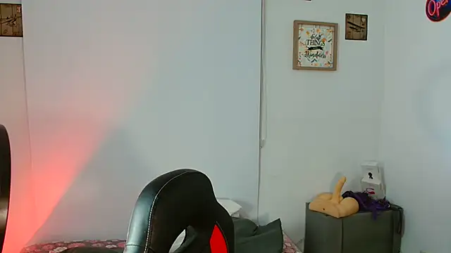 catalinamommyx online show from September 2025 03:30:01 AM