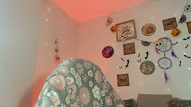 catalinamommyx online show from October 2025 01:06:02 AM