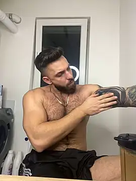 LoveIsBlind  online show from December 2024 09:37:01 PM