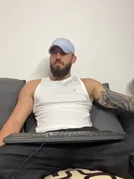 LoveIsBlind  online show from October 2025 07:47:02 PM