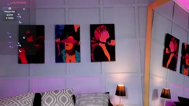 Elizabeth Santos online show from November 2025 04:45:02 AM