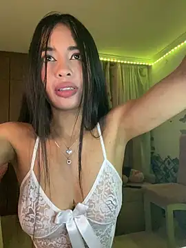 Snapshot of lina_pink chatting on March 2025 03:25:01 AM lina pink online show from March 2025 03:25:01 AM