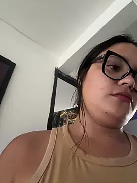 Snapshot of Karla-sexy01 chatting on February 2025 09:46:01 PM Karla-sexy01 online show from February 2025 09:46:01 PM