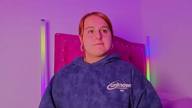 evy orange1 online show from December 2025 12:29:01 AM