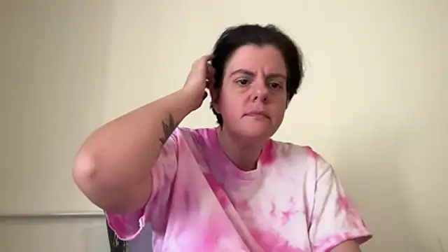 Jess4you0818 online show from April 2026 01:42:02 PM