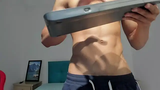 Snapshot of chriss_jones1 chatting on April 2026 09:15:02 AM chriss jones1 online show from April 2026 09:15:02 AM
