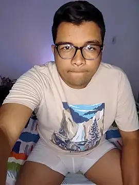 Elian16  online show from April 2026 05:35:02 AM