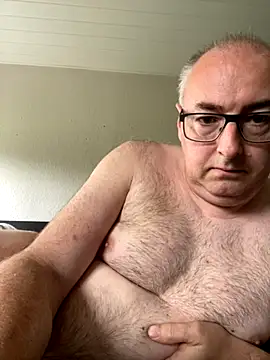 Snapshot of Ronaldo50_DK chatting on September 2025 10:31:02 AM Ronaldo50 DK online show from September 2025 10:31:02 AM