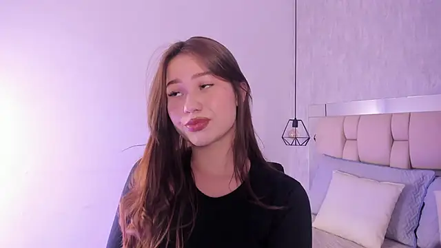 Roxie-Summers11 online show from January 2025 07:43:01 PM