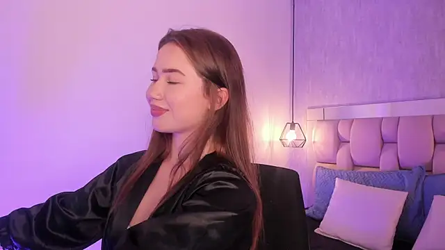 Roxie-Summers11 online show from January 2025 11:33:01 PM