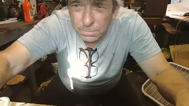 Snapshot of llovetoshowoff chatting on July 2026 10:37:01 PM llovetoshowoff online show from July 2026 10:37:01 PM