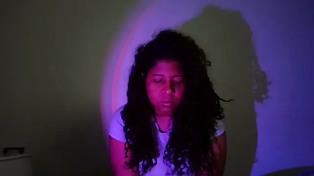 Ivon-09 online show from November 2025 11:34:02 AM