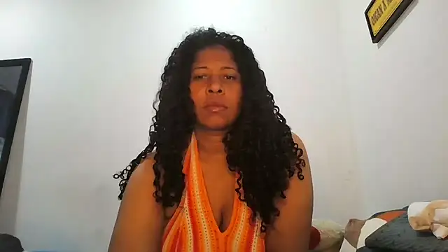 Ivon-09 online show from December 2025 11:08:01 AM