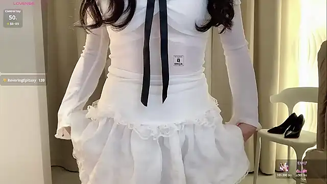 zhuzhu-520- online show from November 2025 03:58:02 PM