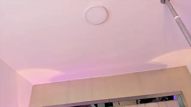 ChaynnaCooper online show from March 2025 09:00:02 PM