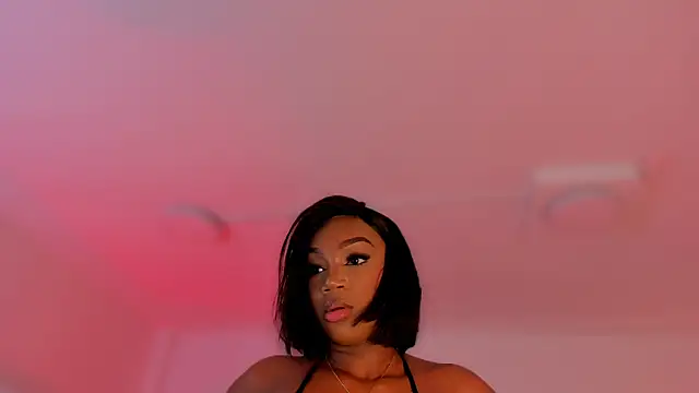 ChaynnaCooper online show from November 2025 04:26:02 AM