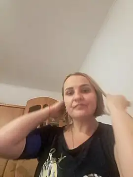 Malichkaanna30 online show from January 2025 01:53:02 PM