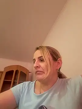 Malichkaanna30 online show from February 2025 02:14:02 PM