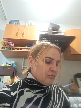 Malichkaanna30 online show from September 2025 08:30:02 AM