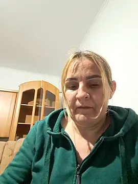 Malichkaanna30 online show from September 2025 10:53:02 AM