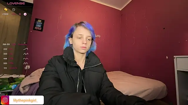 Lilythepinkgirl online show from January 2025 07:18:01 PM