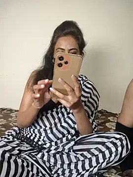 Snapshot of Raat_ki_rani_ chatting on January 2025 06:56:02 PM Raat ki rani  online show from January 2025 06:56:02 PM