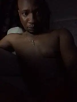 Snapshot of TheeRealShow chatting on December 2024 12:34:02 AM TheeRealShow online show from December 2024 12:34:02 AM