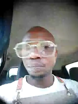 Snapshot of TheeRealShow chatting on February 2026 11:47:02 AM TheeRealShow online show from February 2026 11:47:02 AM