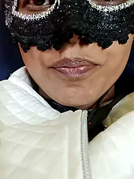 Snapshot of GF_nd_BF_ chatting on December 2024 07:00:02 PM GF nd BF  online show from December 2024 07:00:02 PM