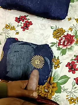 Snapshot of GF_nd_BF_ chatting on January 2025 09:50:02 AM GF nd BF  online show from January 2025 09:50:02 AM