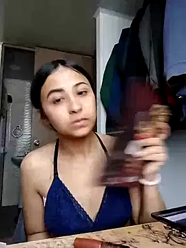 Snapshot of Hot_Teens69 chatting on February 2025 09:29:01 PM Hot Teens69 online show from February 2025 09:29:01 PM