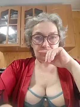 Snapshot of IrinaSweet54 chatting on April 2026 07:45:01 AM IrinaSweet54 online show from April 2026 07:45:01 AM
