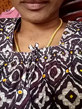 Snapshot of Ambika01 chatting on November 2025 04:35:01 AM Ambika01 online show from November 2025 04:35:01 AM